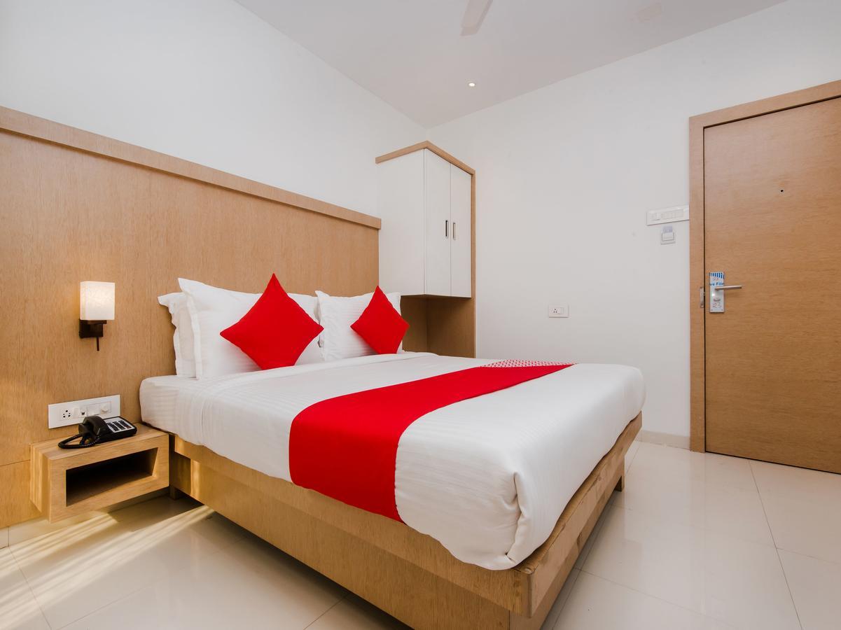 Oyo 13089 Hotel Gold Crest Navi Mumbai Luaran gambar